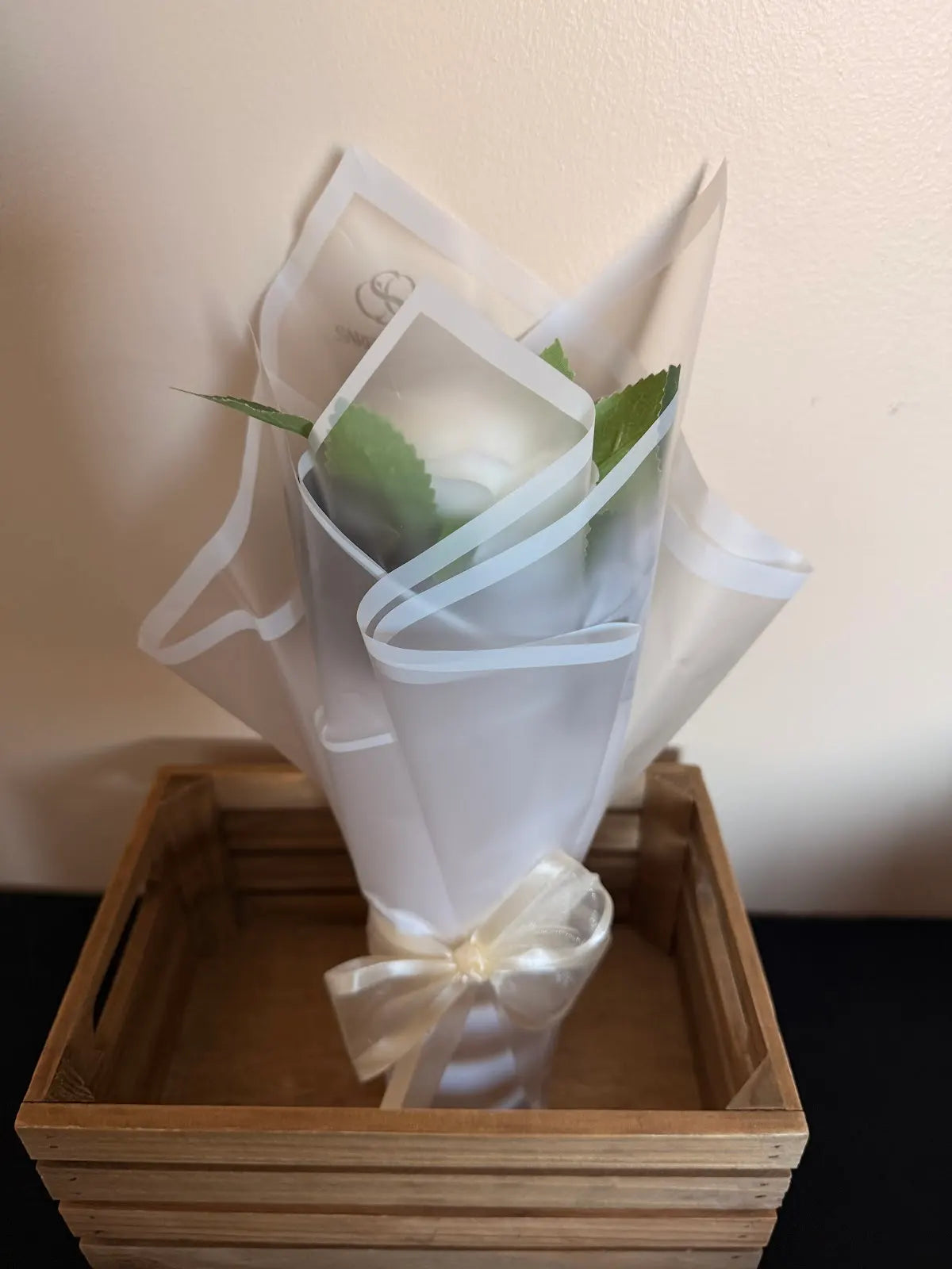 Sapphire Rose Bouquet (gift)