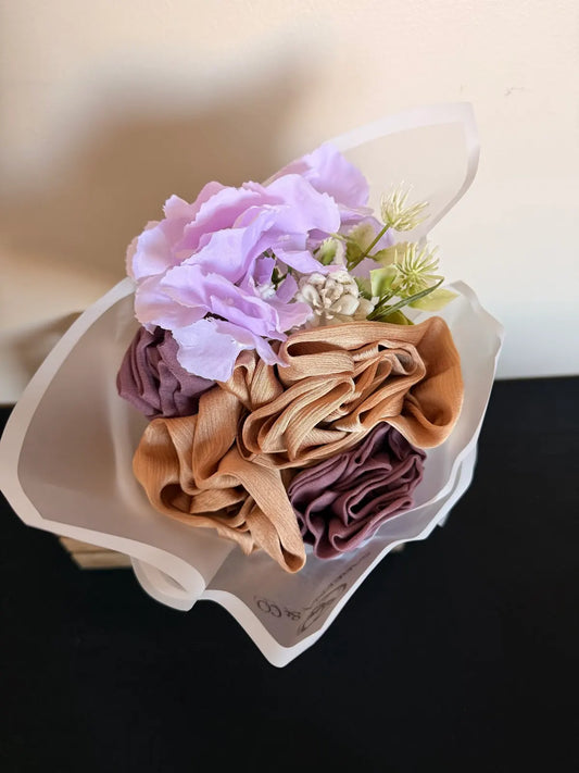 Lavender Luster Bouquet (gift)