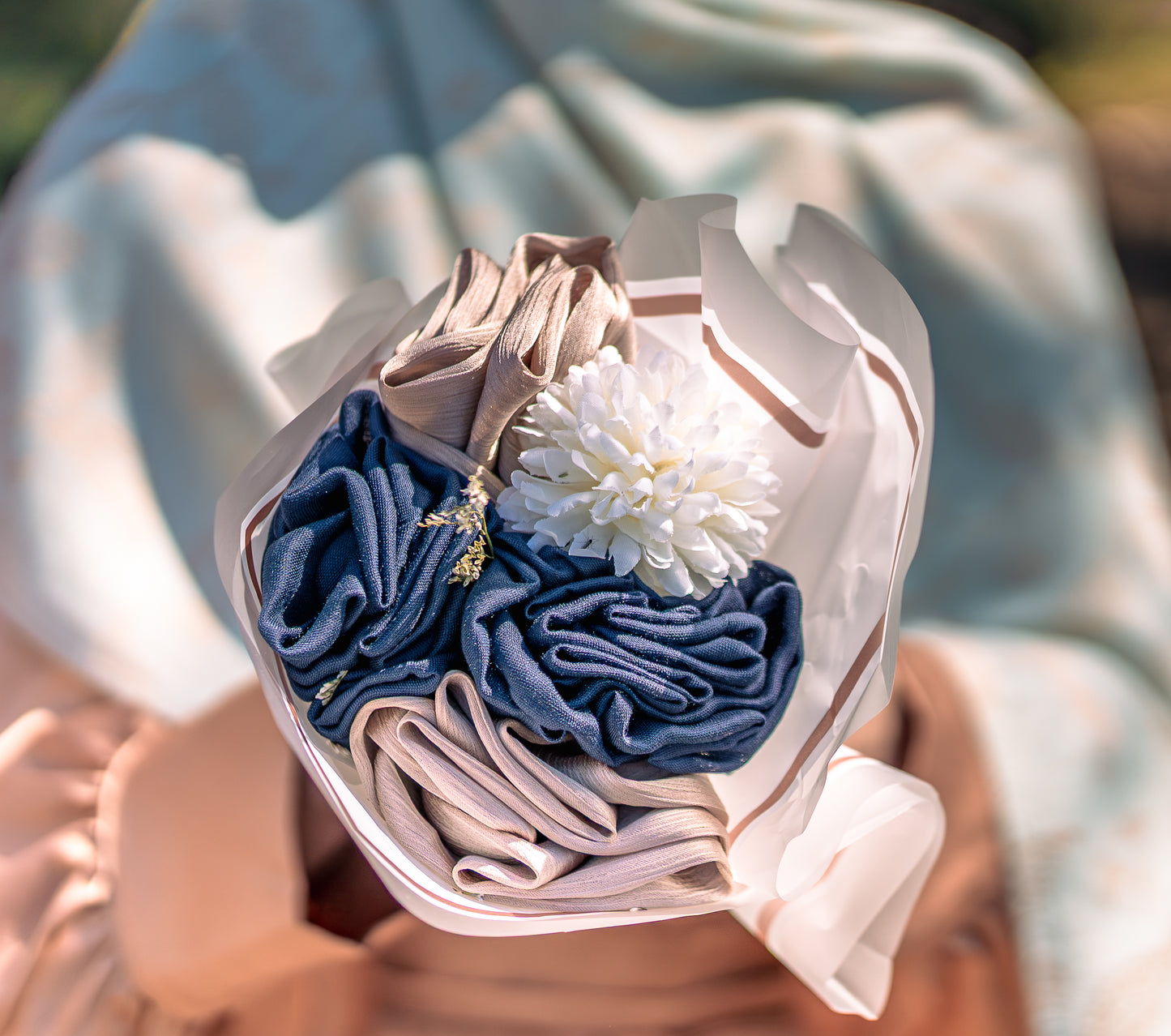 Midnight Jasmine - The Sophisticate